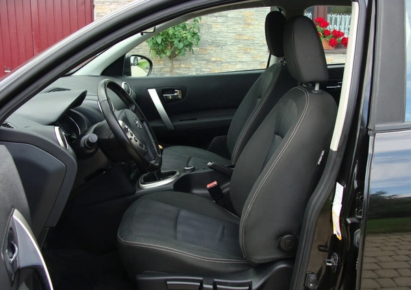 Nissan Qashqai cena 35500 przebieg: 187000, rok produkcji 2011 z Limanowa małe 79